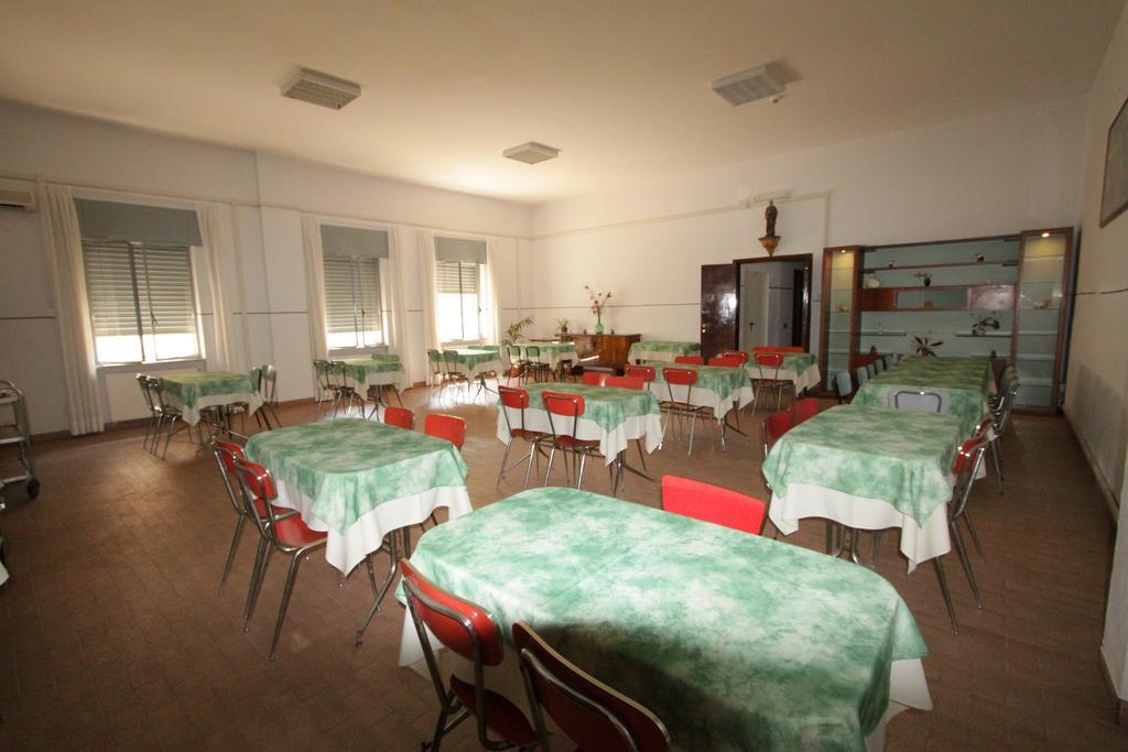 Casa Per Ferie Margherita Diomira Hotel Roma Exterior foto