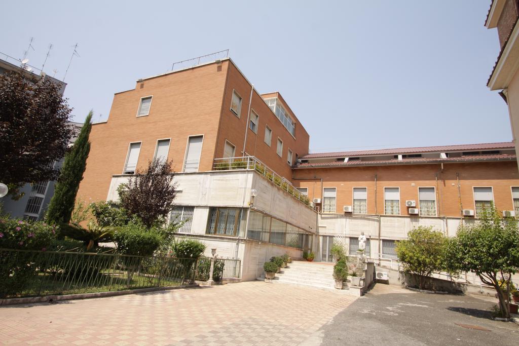 Casa Per Ferie Margherita Diomira Hotel Roma Exterior foto