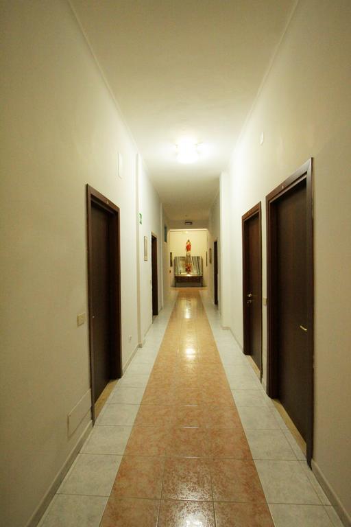 Casa Per Ferie Margherita Diomira Hotel Roma Exterior foto